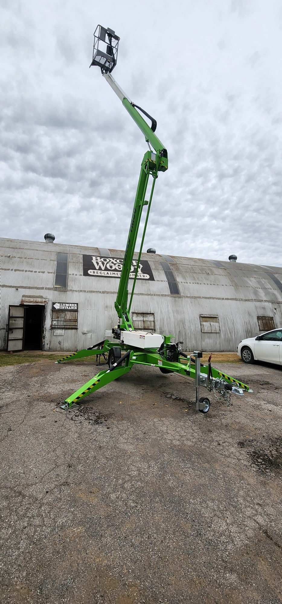Niftylift Towable Cherry Picker Man Lift Boom Lift