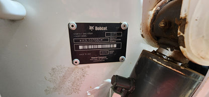 Bobcat S175 Skid Steer Loader w/ Cab & Heat - 452 hours