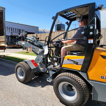 Giant Loaders 2500 HD X-tra